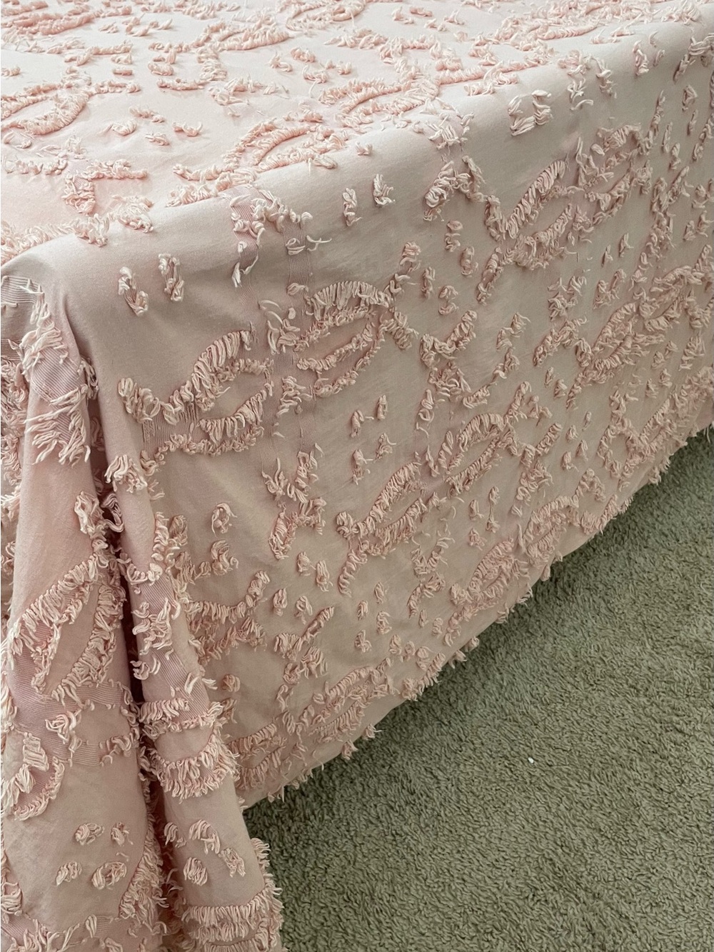 Target Threshold Pink Tufted Chenille Full/Queen Duvet Cover & Shams - Picture 3 of 10
